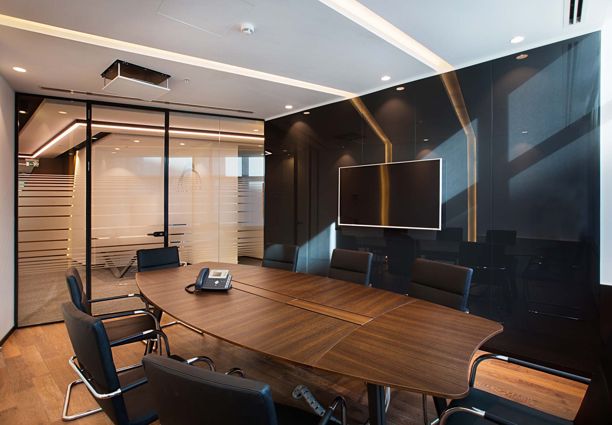 Çeşme Ofis İş Yeri Tadilat Firması